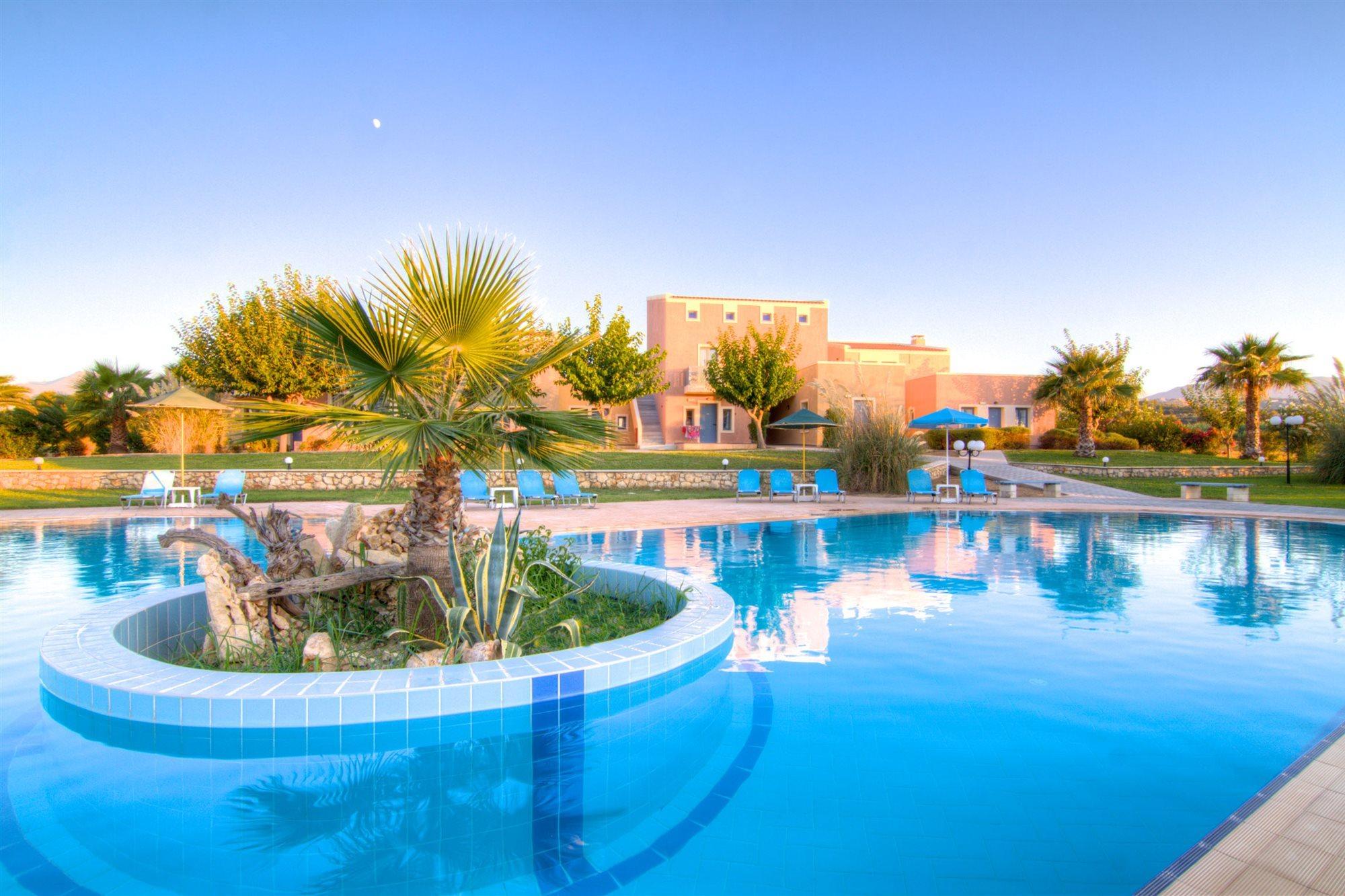Sweety Club Solimar Emerald Rethymno  ภายนอก รูปภาพ